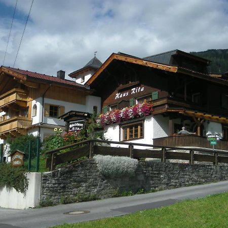 Gaestehaus Rita Bed and Breakfast Sankt Anton am Arlberg Exterior foto