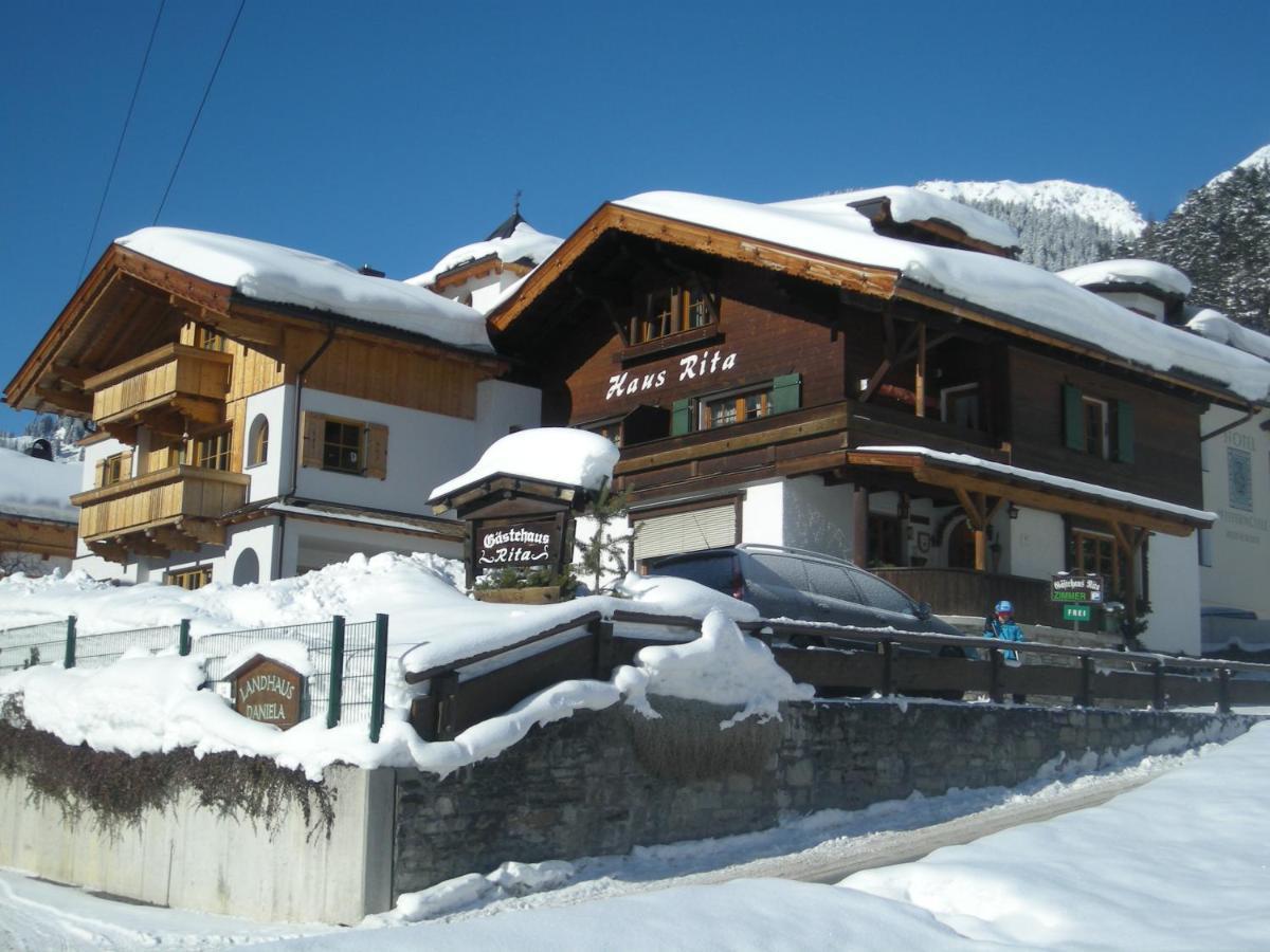 Gaestehaus Rita Bed and Breakfast Sankt Anton am Arlberg Exterior foto